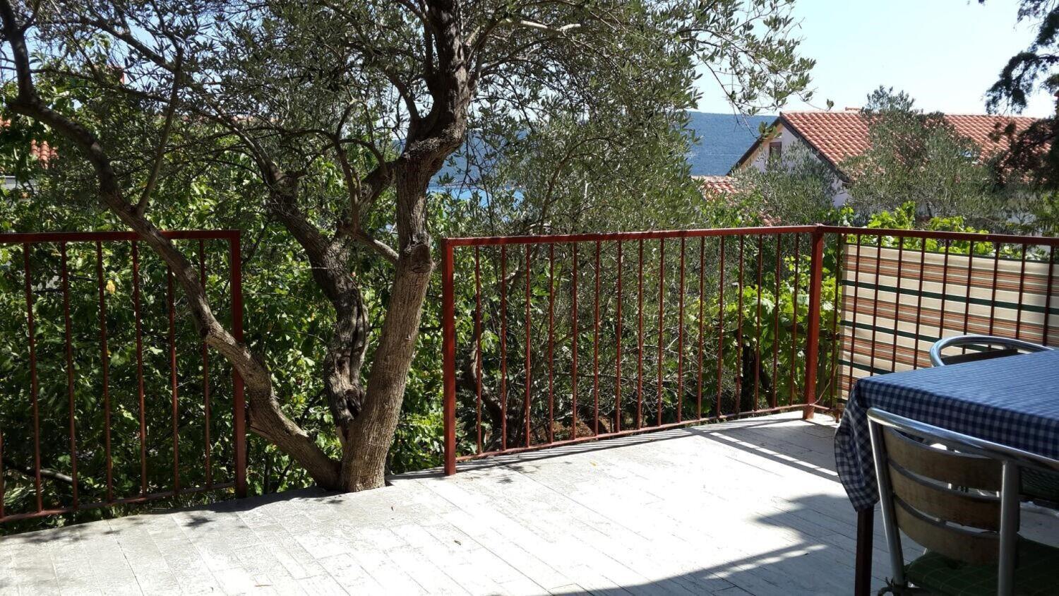 Apartments Griv - Close To The Sea Valun Εξωτερικό φωτογραφία